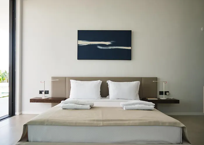 Ashta / Minimal * 페티예